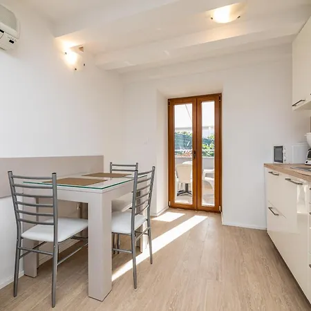 Crnekovic Iii Baška