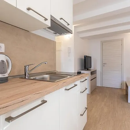 Crnekovic Iii Apartament