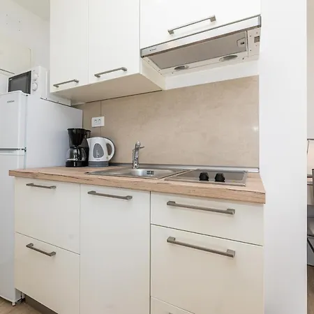 Apartament Crnekovic Iii Baška