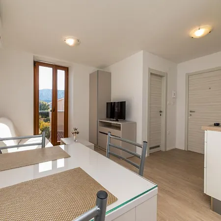 Crnekovic Iii Baška