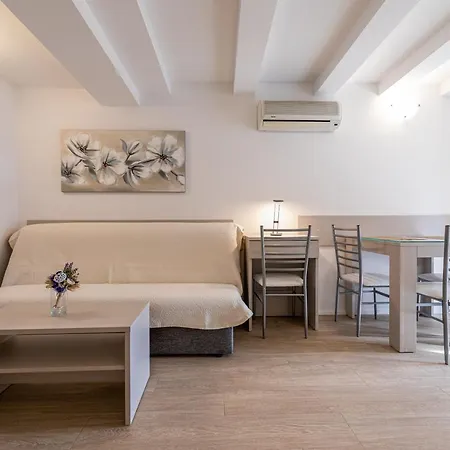 Crnekovic Iii Baška