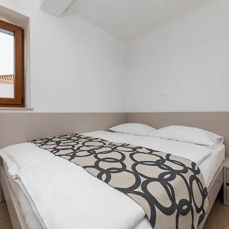 Crnekovic Iii Apartament