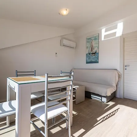 Crnekovic Iii Apartman *