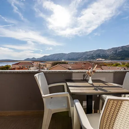 Crnekovic Iii Apartament *