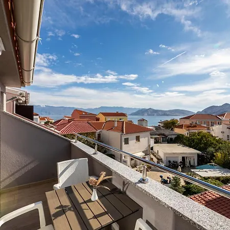 Crnekovic Iii * Baška