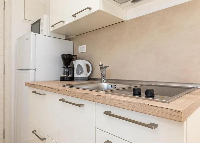 Apartment Crnekovic Iii Baška