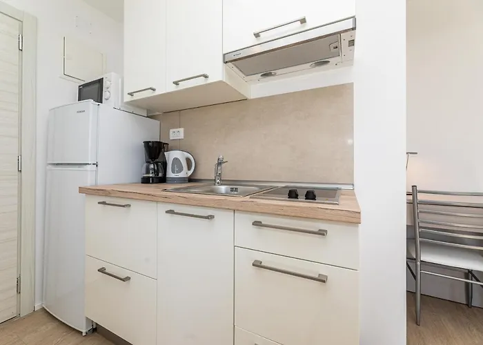 Apartment Crnekovic Iii Baška