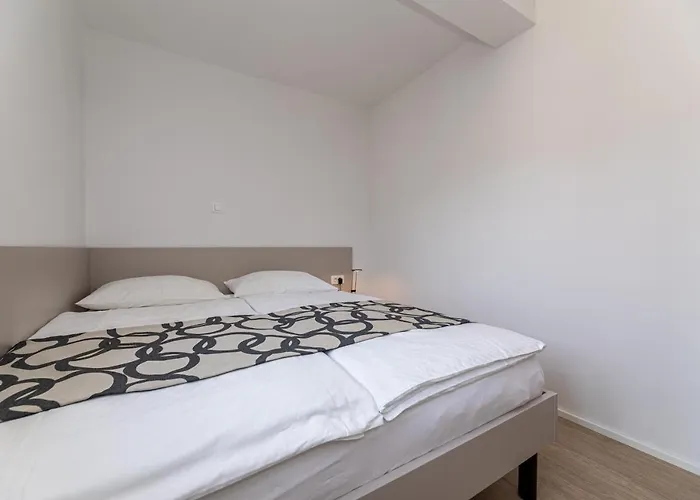 Crnekovic Iii Apartment