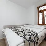 Apartament Crnekovic Iii Baška