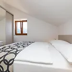 Crnekovic Iii Baška